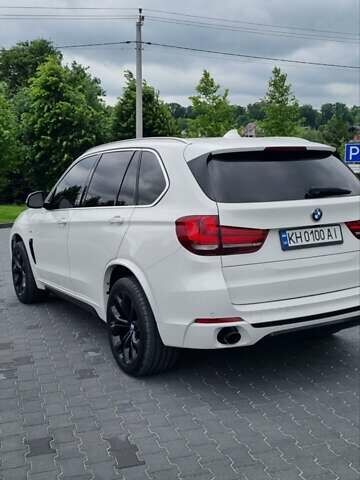 Белый БМВ Х5, объемом двигателя 2.98 л и пробегом 184 тыс. км за 22000 $, фото 6 на Automoto.ua