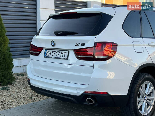 Белый БМВ Х5, объемом двигателя 2 л и пробегом 169 тыс. км за 23800 $, фото 68 на Automoto.ua