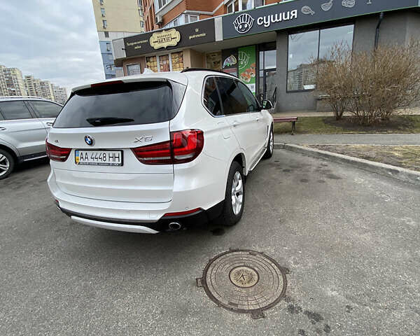 Білий БМВ Х5, об'ємом двигуна 2.99 л та пробігом 188 тис. км за 34800 $, фото 7 на Automoto.ua