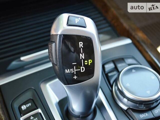 Белый БМВ Х5, объемом двигателя 3 л и пробегом 175 тыс. км за 21900 $, фото 22 на Automoto.ua