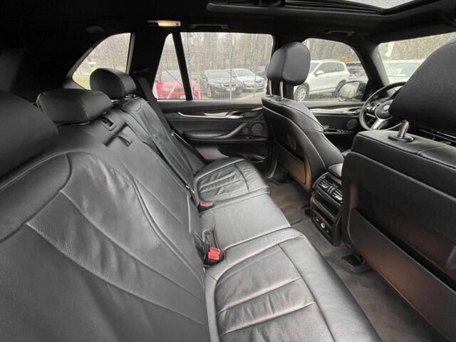 Белый БМВ Х5, объемом двигателя 3 л и пробегом 289 тыс. км за 26400 $, фото 22 на Automoto.ua