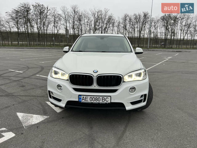 Белый БМВ Х5, объемом двигателя 2.98 л и пробегом 172 тыс. км за 22499 $, фото 2 на Automoto.ua