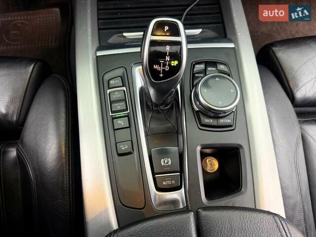 Белый БМВ Х5, объемом двигателя 2.99 л и пробегом 175 тыс. км за 31900 $, фото 77 на Automoto.ua