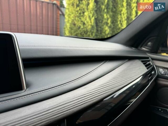 Білий БМВ Х5, об'ємом двигуна 2.99 л та пробігом 185 тис. км за 35500 $, фото 42 на Automoto.ua