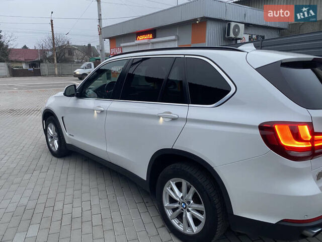 Белый БМВ Х5, объемом двигателя 2.98 л и пробегом 204 тыс. км за 25000 $, фото 6 на Automoto.ua