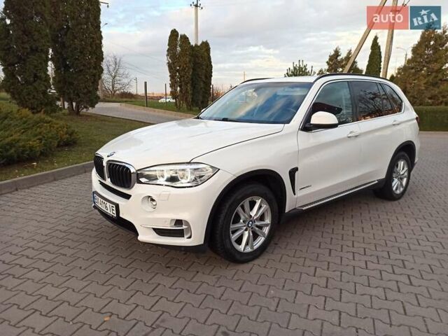 Белый БМВ Х5, объемом двигателя 2.99 л и пробегом 236 тыс. км за 24500 $, фото 2 на Automoto.ua