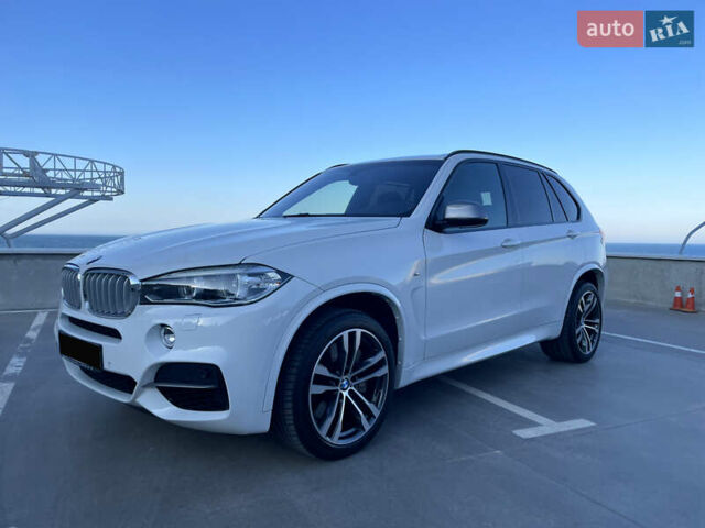 Белый БМВ Х5, объемом двигателя 3 л и пробегом 184 тыс. км за 31700 $, фото 7 на Automoto.ua