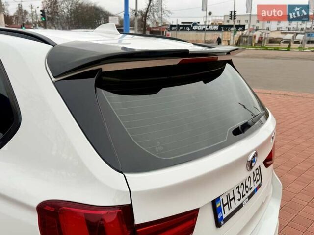 Белый БМВ Х5, объемом двигателя 2.99 л и пробегом 175 тыс. км за 31900 $, фото 38 на Automoto.ua