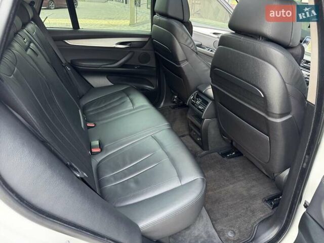 Білий БМВ Х5, об'ємом двигуна 2.99 л та пробігом 162 тис. км за 34300 $, фото 54 на Automoto.ua