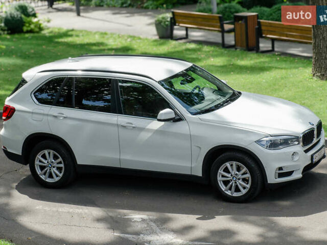 Белый БМВ Х5, объемом двигателя 2 л и пробегом 267 тыс. км за 23500 $, фото 2 на Automoto.ua