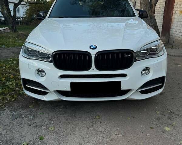 Белый БМВ Х5, объемом двигателя 2.99 л и пробегом 143 тыс. км за 34500 $, фото 5 на Automoto.ua
