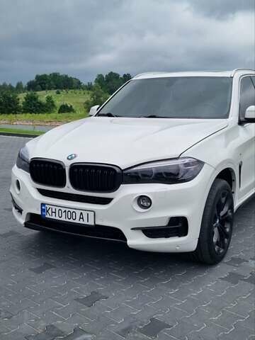 Белый БМВ Х5, объемом двигателя 2.98 л и пробегом 184 тыс. км за 22000 $, фото 5 на Automoto.ua