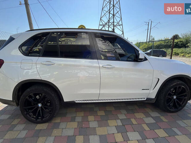 Белый БМВ Х5, объемом двигателя 2.99 л и пробегом 297 тыс. км за 29999 $, фото 7 на Automoto.ua