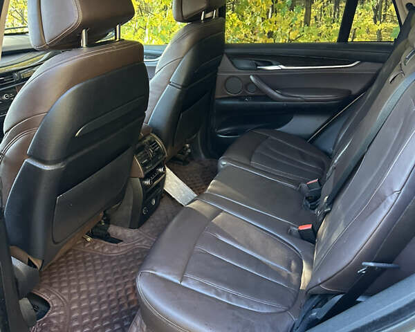 БМВ Х5 2014 в Черновцах на Automoto.ua Белый БМВ Х5, объемом двигателя 2.98 л и пробегом 269 тыс. км за 21500 $, фото 11 на Automoto.ua