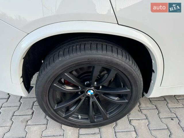 БМВ Х5 2014 в Днепре (Днепропетровске) на Automoto.ua Белый БМВ Х5, объемом двигателя 2.98 л и пробегом 140 тыс. км за 29000 $, фото 7 на Automoto.ua