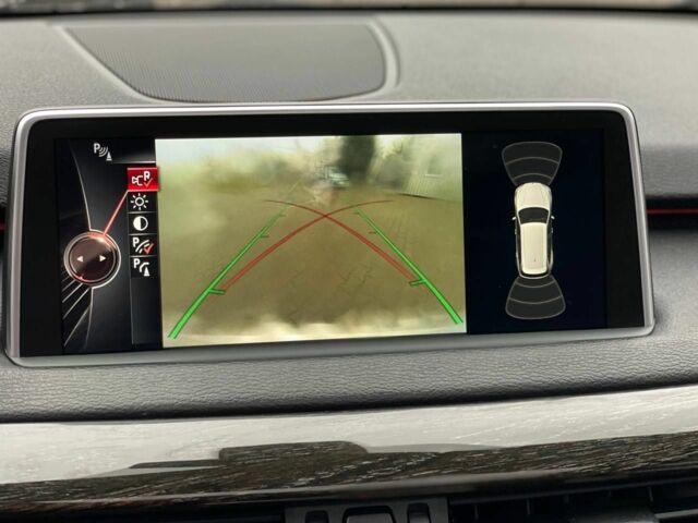 Белый БМВ Х5, объемом двигателя 3 л и пробегом 289 тыс. км за 26400 $, фото 11 на Automoto.ua