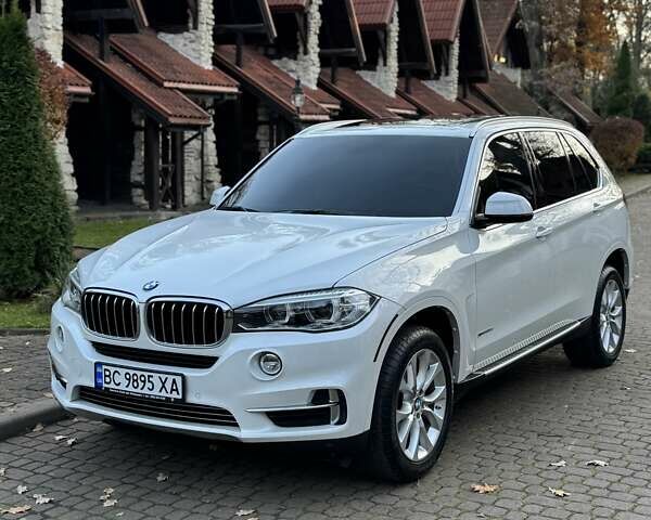 Белый БМВ Х5, объемом двигателя 2.99 л и пробегом 309 тыс. км за 23700 $, фото 6 на Automoto.ua