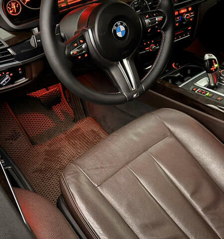 Белый БМВ Х5, объемом двигателя 3 л и пробегом 225 тыс. км за 28999 $, фото 23 на Automoto.ua