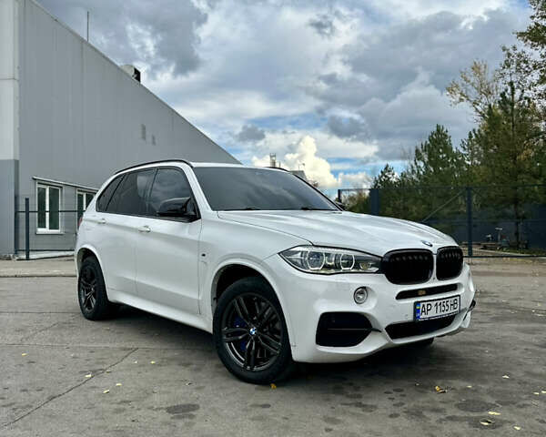 Белый БМВ Х5, объемом двигателя 3 л и пробегом 263 тыс. км за 35900 $, фото 10 на Automoto.ua