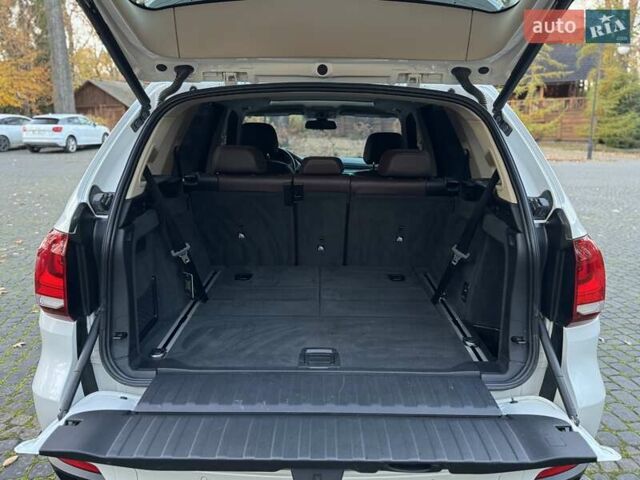 Белый БМВ Х5, объемом двигателя 2.99 л и пробегом 309 тыс. км за 23700 $, фото 46 на Automoto.ua