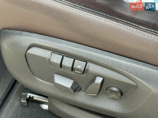 Белый БМВ Х5, объемом двигателя 2.99 л и пробегом 265 тыс. км за 27900 $, фото 16 на Automoto.ua