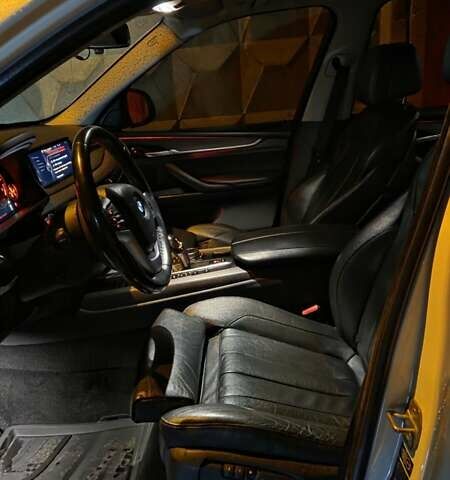 Белый БМВ Х5, объемом двигателя 2.98 л и пробегом 168 тыс. км за 26000 $, фото 8 на Automoto.ua