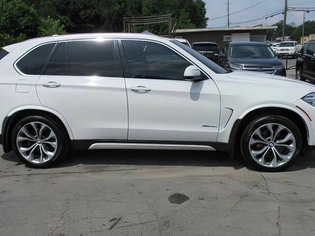 Белый БМВ Х5, объемом двигателя 3 л и пробегом 86 тыс. км за 13500 $, фото 7 на Automoto.ua