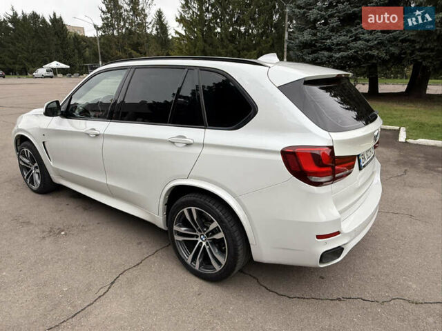 Білий БМВ Х5, об'ємом двигуна 2.99 л та пробігом 215 тис. км за 35000 $, фото 13 на Automoto.ua