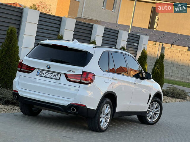 Белый БМВ Х5, объемом двигателя 2 л и пробегом 170 тыс. км за 23500 $, фото 25 на Automoto.ua