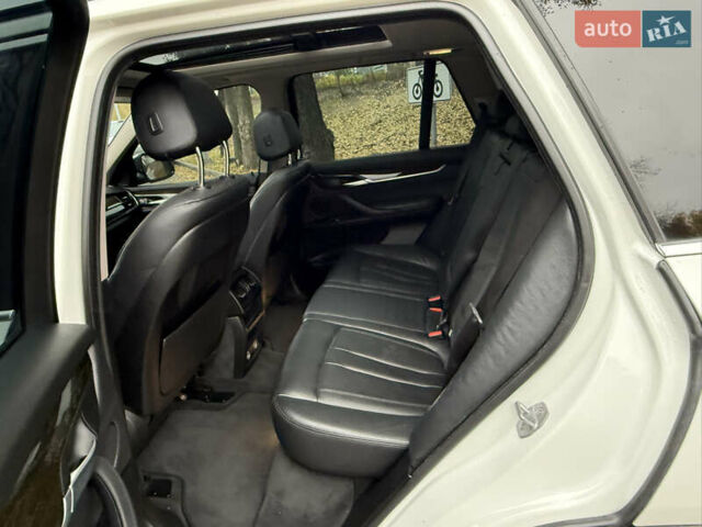 Белый БМВ Х5, объемом двигателя 3 л и пробегом 287 тыс. км за 23999 $, фото 39 на Automoto.ua