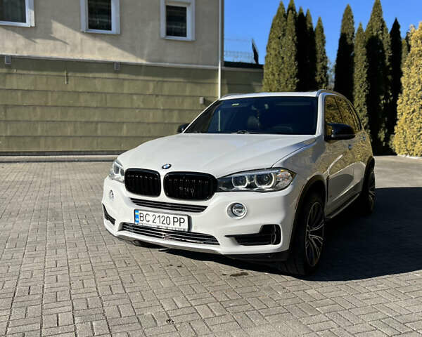 Белый БМВ Х5, объемом двигателя 2.99 л и пробегом 190 тыс. км за 28900 $, фото 6 на Automoto.ua