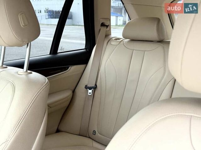 Білий БМВ Х5, об'ємом двигуна 3 л та пробігом 118 тис. км за 23990 $, фото 62 на Automoto.ua