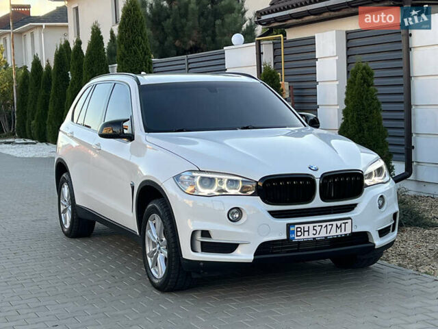 Белый БМВ Х5, объемом двигателя 2 л и пробегом 169 тыс. км за 23800 $, фото 60 на Automoto.ua