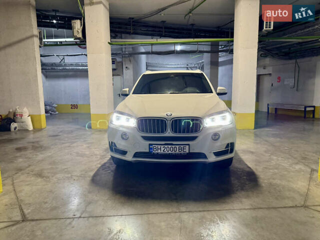 Білий БМВ Х5, об'ємом двигуна 3 л та пробігом 180 тис. км за 35000 $, фото 2 на Automoto.ua
