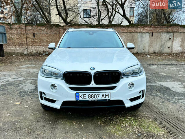 Белый БМВ Х5, объемом двигателя 2.99 л и пробегом 187 тыс. км за 25500 $, фото 2 на Automoto.ua