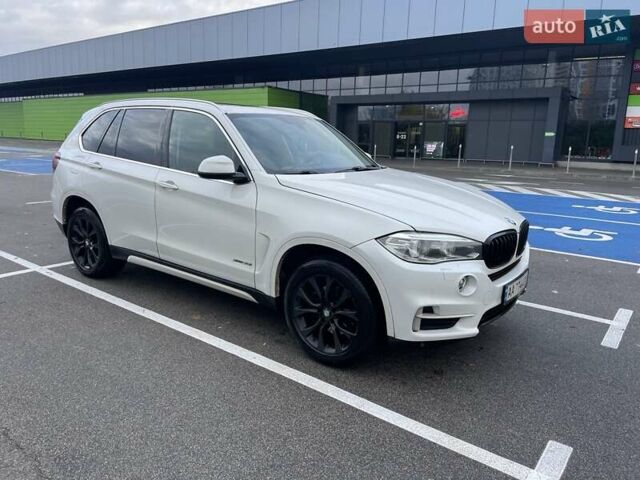 Белый БМВ Х5, объемом двигателя 2.98 л и пробегом 241 тыс. км за 19800 $, фото 1 на Automoto.ua