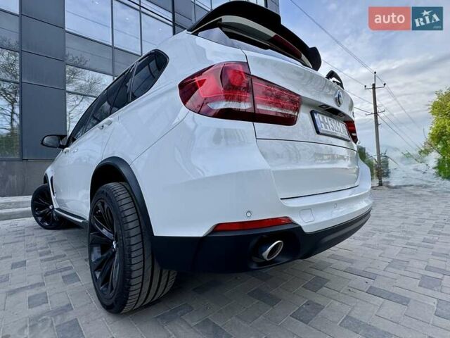 Білий БМВ Х5, об'ємом двигуна 2.99 л та пробігом 162 тис. км за 34300 $, фото 35 на Automoto.ua