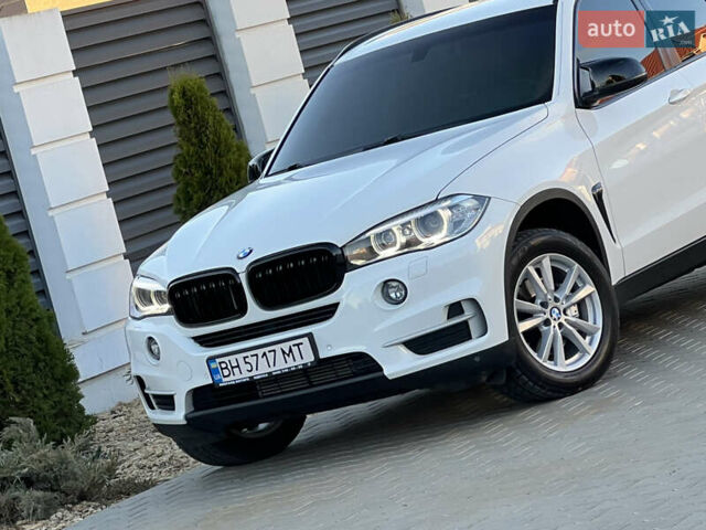 Белый БМВ Х5, объемом двигателя 2 л и пробегом 169 тыс. км за 23800 $, фото 2 на Automoto.ua