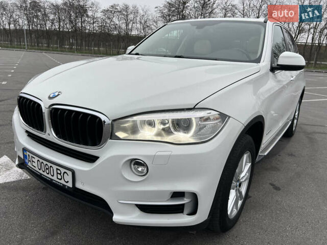 Белый БМВ Х5, объемом двигателя 2.98 л и пробегом 172 тыс. км за 22499 $, фото 1 на Automoto.ua