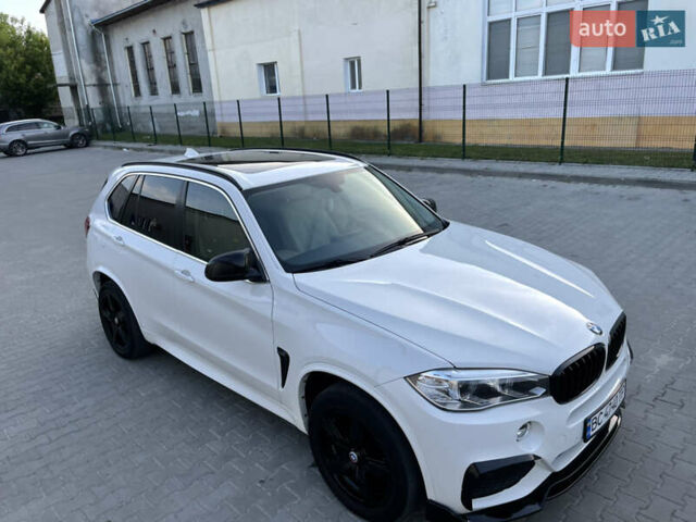 Белый БМВ Х5, объемом двигателя 2.98 л и пробегом 185 тыс. км за 22700 $, фото 30 на Automoto.ua