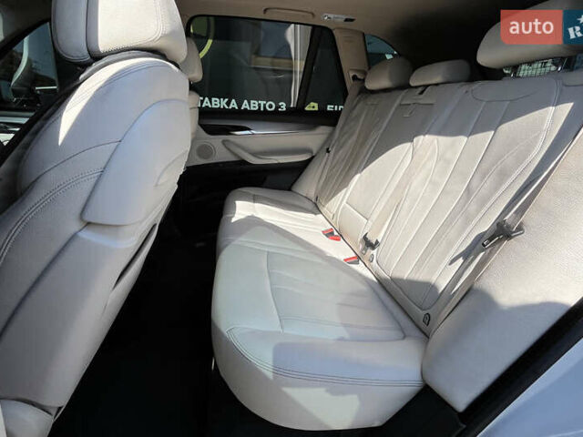 Белый БМВ Х5, объемом двигателя 2.99 л и пробегом 297 тыс. км за 29999 $, фото 17 на Automoto.ua