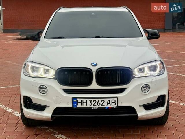 Белый БМВ Х5, объемом двигателя 2.99 л и пробегом 175 тыс. км за 31900 $, фото 9 на Automoto.ua
