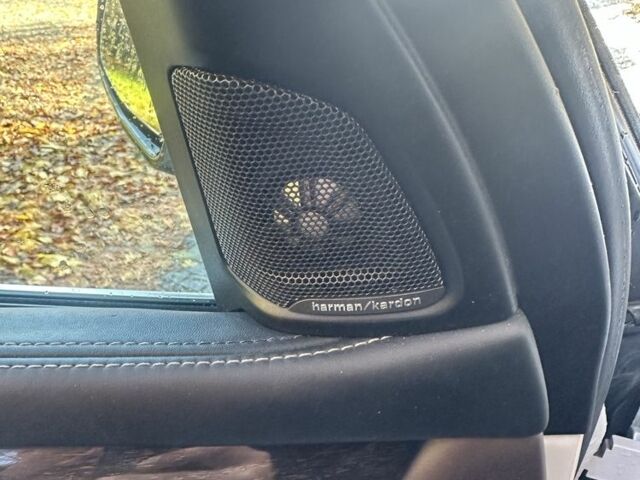 Білий БМВ Х5, об'ємом двигуна 3 л та пробігом 269 тис. км за 20200 $, фото 6 на Automoto.ua