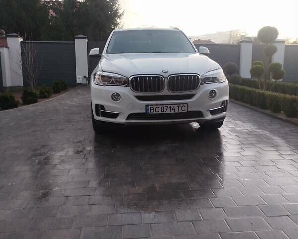 Белый БМВ Х5, объемом двигателя 3 л и пробегом 238 тыс. км за 28300 $, фото 7 на Automoto.ua
