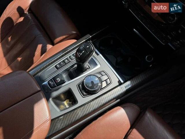 Белый БМВ Х5, объемом двигателя 2.99 л и пробегом 265 тыс. км за 28000 $, фото 14 на Automoto.ua