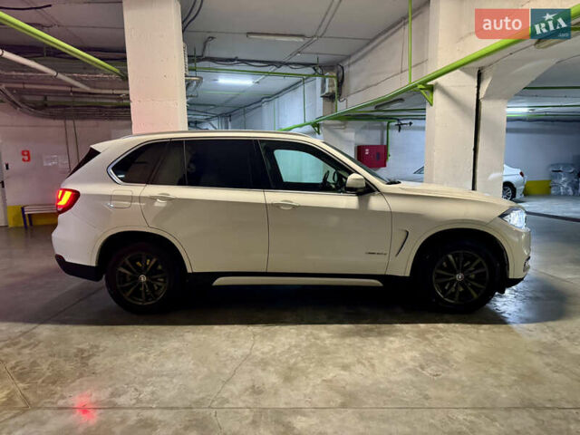 Білий БМВ Х5, об'ємом двигуна 3 л та пробігом 180 тис. км за 35000 $, фото 14 на Automoto.ua