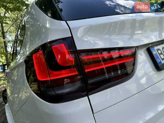 Белый БМВ Х5, объемом двигателя 2.99 л и пробегом 236 тыс. км за 28999 $, фото 30 на Automoto.ua