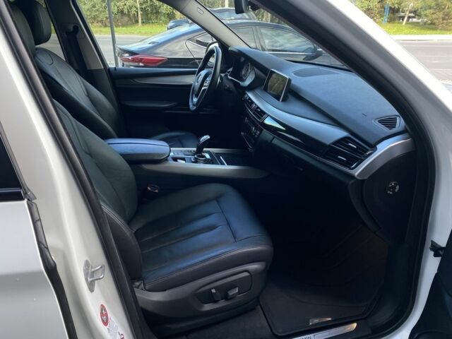 Белый БМВ Х5, объемом двигателя 3 л и пробегом 183 тыс. км за 24700 $, фото 15 на Automoto.ua