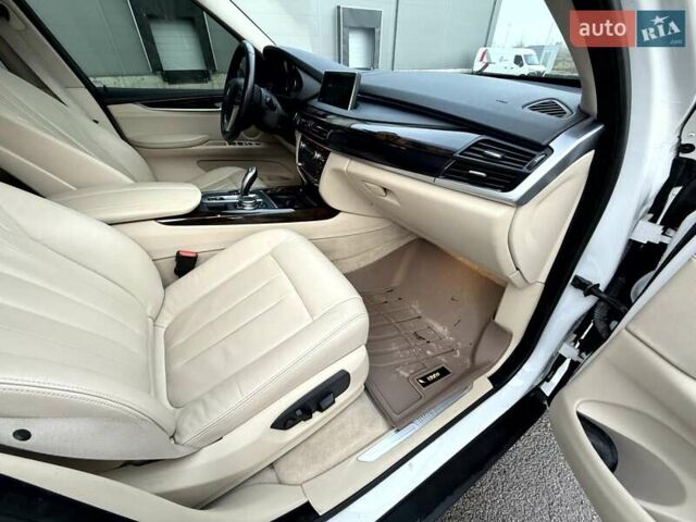 Білий БМВ Х5, об'ємом двигуна 3 л та пробігом 118 тис. км за 23990 $, фото 63 на Automoto.ua