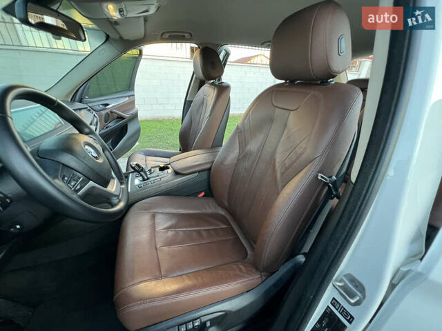 Белый БМВ Х5, объемом двигателя 2 л и пробегом 170 тыс. км за 23500 $, фото 11 на Automoto.ua